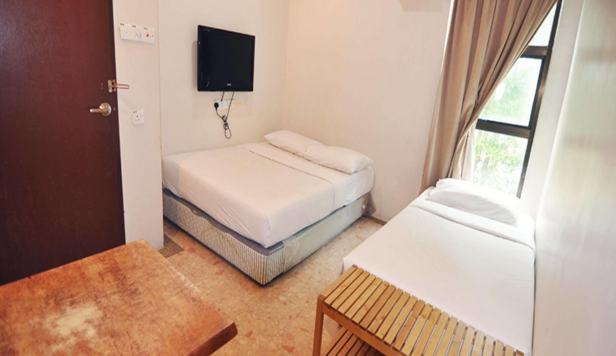 Hotel Zamburger Sg Bakap Kampong Gurun Ngoại thất bức ảnh